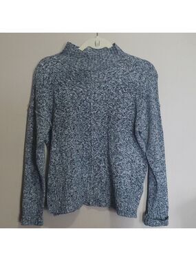Pink rose sweater size medium